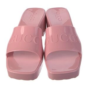 Gucci Blush Pink Slide Sandals for Women, size 6